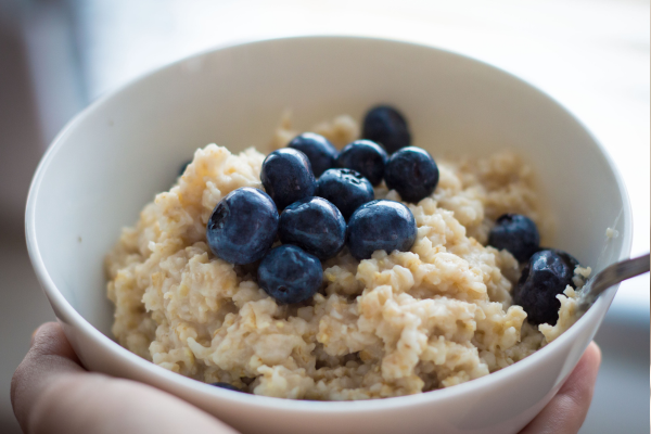 5 alimentos que debes incluir en tu desayuno para empezar el día con energía