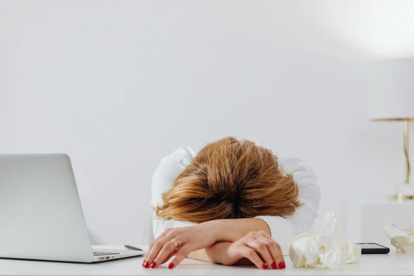 Fatiga persistente: por qué no hay que normalizar el cansancio constante